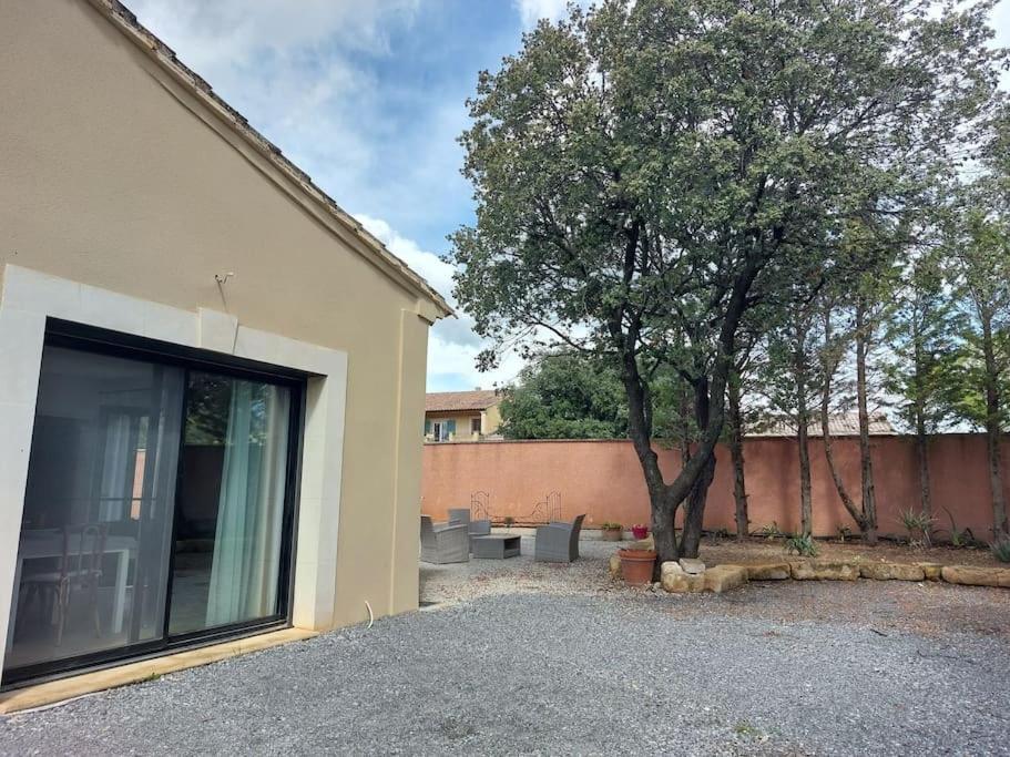 Aureille Location Independante Au Coeur Des Alpilles Pour 2 Personnes Avec Jacuzziヴィラ エクステリア 写真